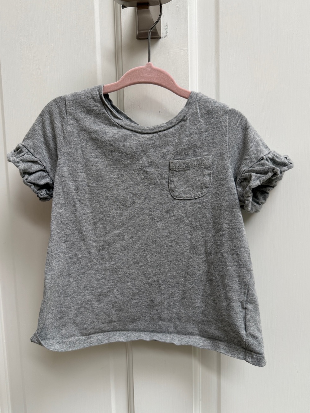 GAP Girls 4 Gray Ruffle Short Sleeve Pocket Tee Shirt Top Blouse